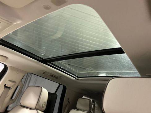 Used 2023 GMC Yukon Denali image 22