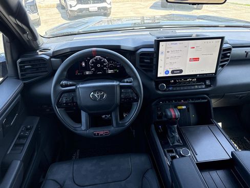 Used 2024 Toyota Sequoia TRD Pro AWD/4WD image 9