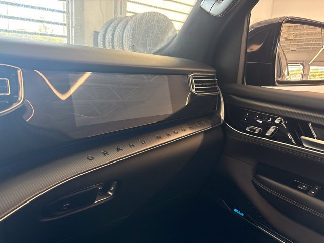 Used 2024 Jeep Grand Wagoneer L Series II w/ Quick Order Packagew 28T AWD/4WD image 40
