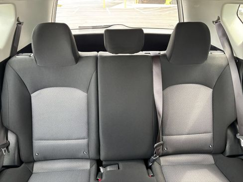 Used 2025 Kia Soul LX w/ LX Technology Package FWD image 28