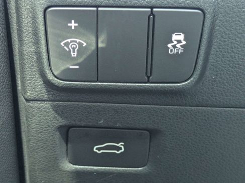 Used 2025 Kia K5 EX FWD image 29