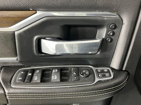 Used 2023 RAM 3500 Laramie AWD/4WD image 21