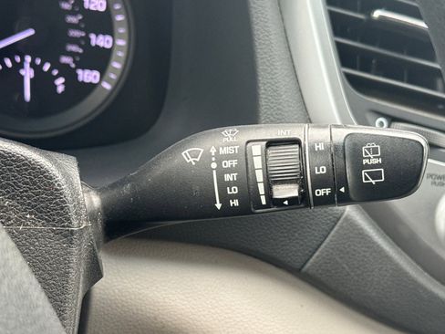 Used 2017 Hyundai Tucson SE image 39