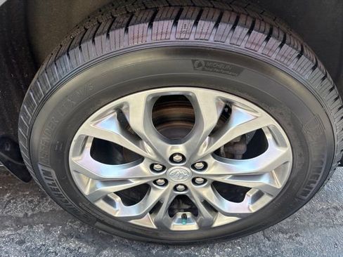 Used 2019 Buick Enclave Avenir w/ Avenir Technology Package AWD/4WD image 28