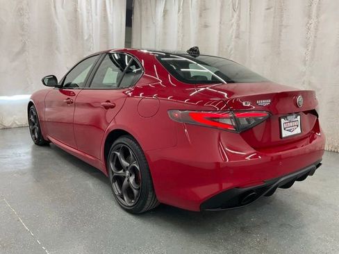 Used 2025 Alfa Romeo Giulia AWD image 5