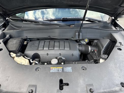 Used 2013 GMC Acadia SLE AWD/4WD image 13