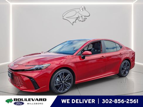 Used 2025 Toyota Camry XSE AWD/4WD image 1