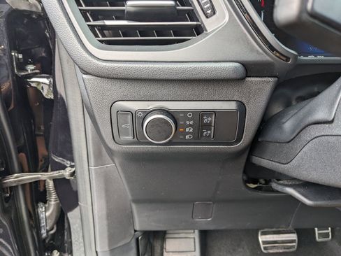 Used 2024 Ford Escape ST-Line FWD image 30