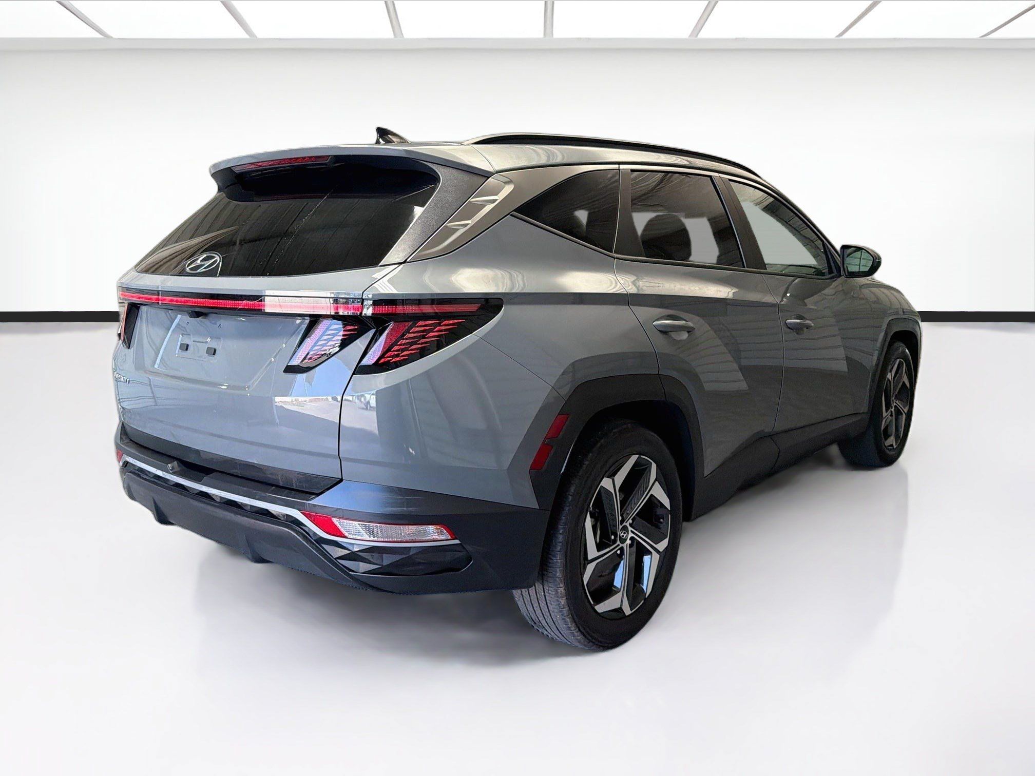 Used 2024 Hyundai Tucson SEL w/ Convenience Package FWD image 4