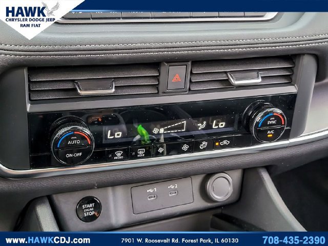 Used 2026 Nissan Rogue SV AWD/4WD image 21
