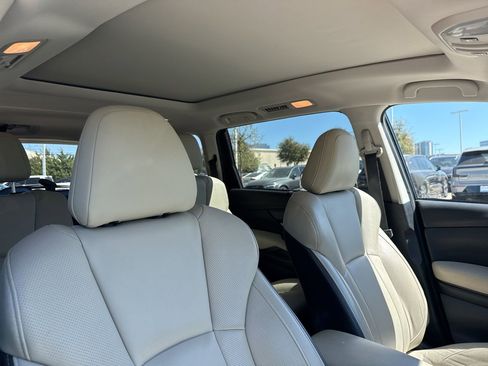 Used 2019 Subaru Ascent Limited w/ Popular Package #3 image 12