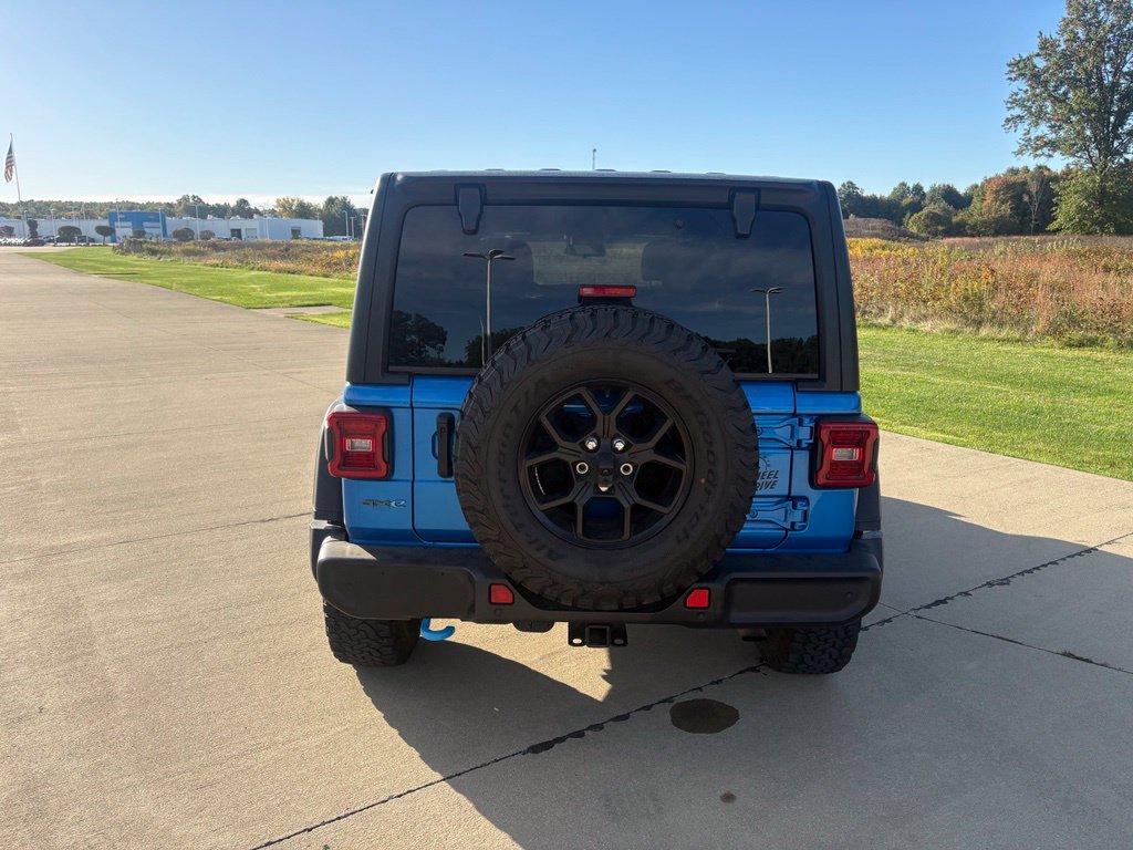 Used 2024 Jeep Wrangler Unlimited AWD/4WD image 5