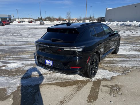 Used 2025 Chevrolet Equinox EV RS w/ Active Safety Package 3 image 6