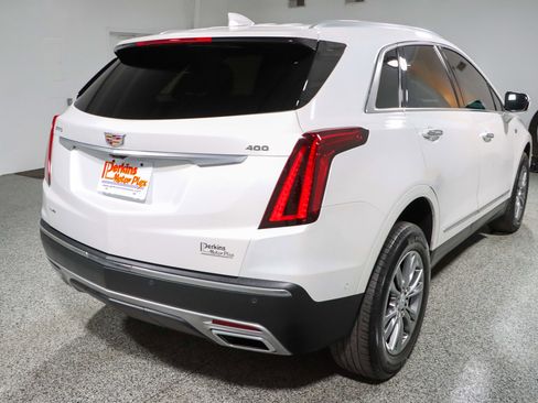 Used 2023 Cadillac XT5 Premium Luxury w/ Technology Package AWD/4WD image 7