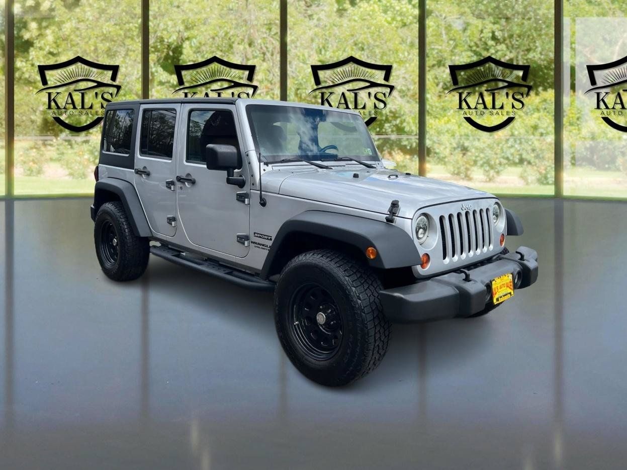 Used 2012 Jeep Wrangler Unlimited Sport AWD/4WD image 3