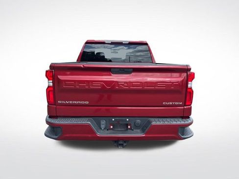 Used 2020 Chevrolet Silverado 1500 Custom w/ Custom Value Package RWD image 5