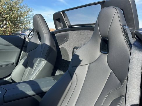New 2026 BMW Z4 M40i w/ Premium Package image 12