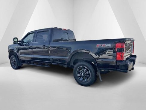 Used 2023 Ford F250 Lariat w/ Sport Appearance Package image 5