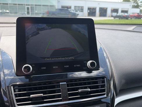 Used 2024 Mitsubishi Eclipse Cross AWD image 21