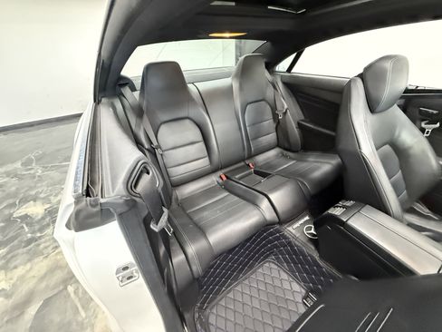 Used 2015 Mercedes-Benz E 400 4MATIC Coupe image 20