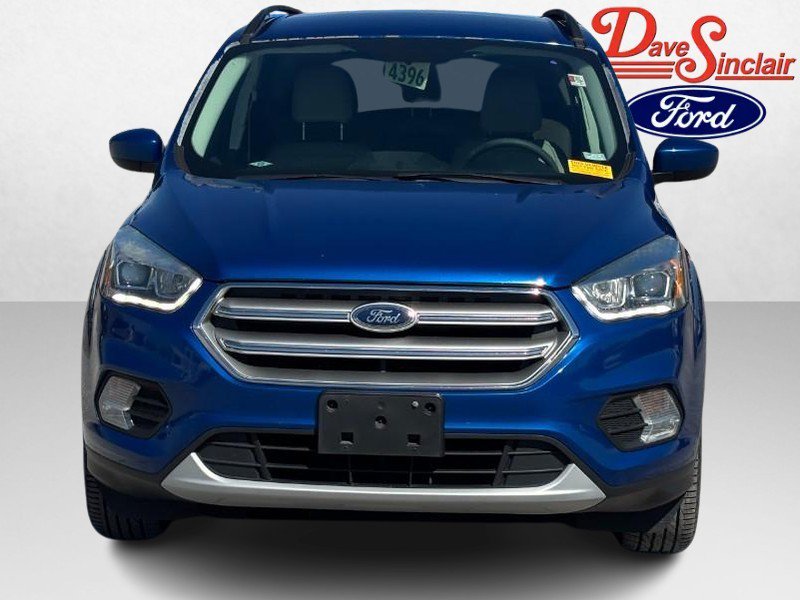 Used 2017 Ford Escape SE w/ SE Leather Comfort Package FWD image 2