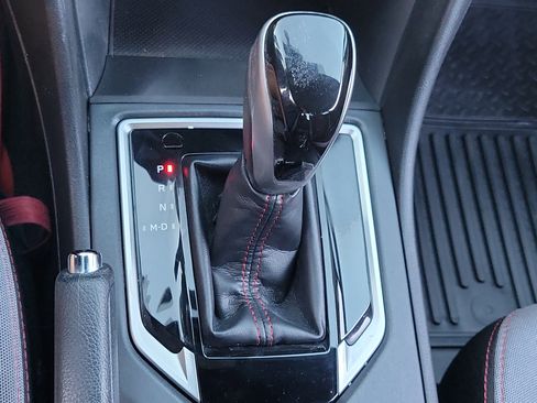 Used 2021 Subaru Impreza 2.0i Sport image 26