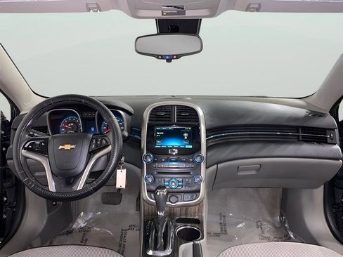 Used 2015 Chevrolet Malibu LT image 14