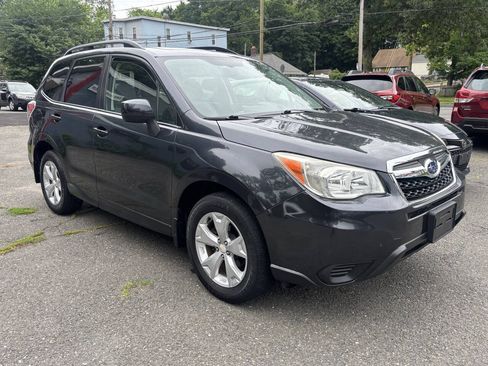 Used 2014 Subaru Forester 2.5i Premium w/ All-Weather Package AWD/4WD image 6