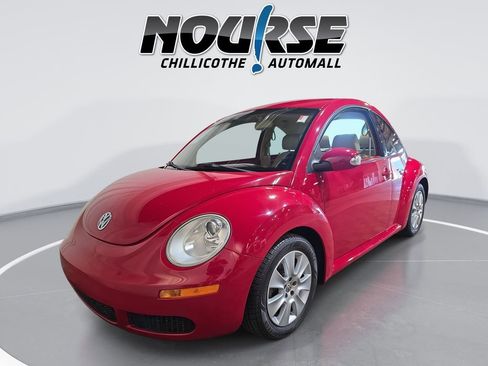 Used 2009 Volkswagen Beetle S FWD image 1