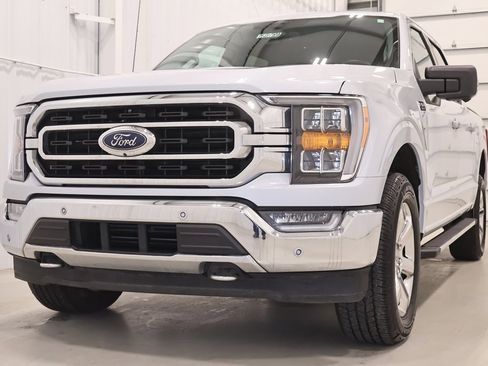 Certified 2021 Ford F150 XLT w/ Equipment Group 302A High image 6