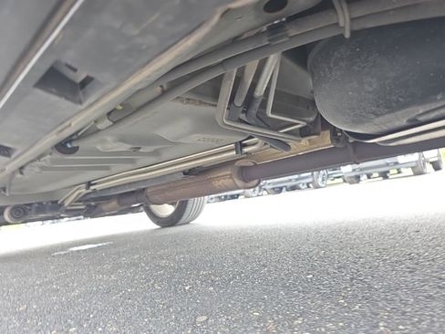 Used 2016 Ford Explorer XLT w/ Equipment Group 202A image 16