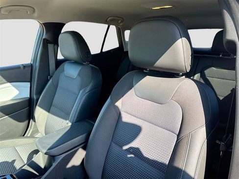 Used 2024 Chevrolet Trax LT w/ Driver Confidence Package image 12