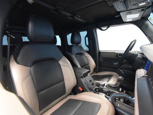 Used 2024 Ford Bronco Wildtrak AWD/4WD image 25