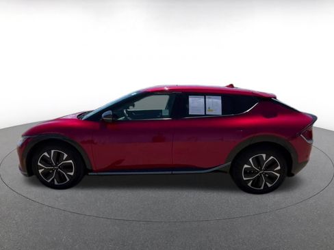 Used 2023 Kia EV6 Wind RWD image 8