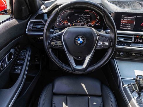 Used 2019 BMW 330i xDrive Sedan w/ Convenience Package AWD/4WD image 17