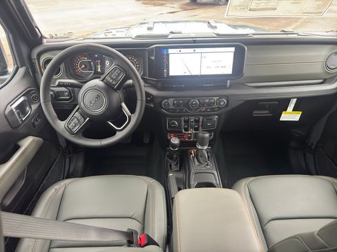 New 2026 Jeep Gladiator Mojave AWD/4WD image 12