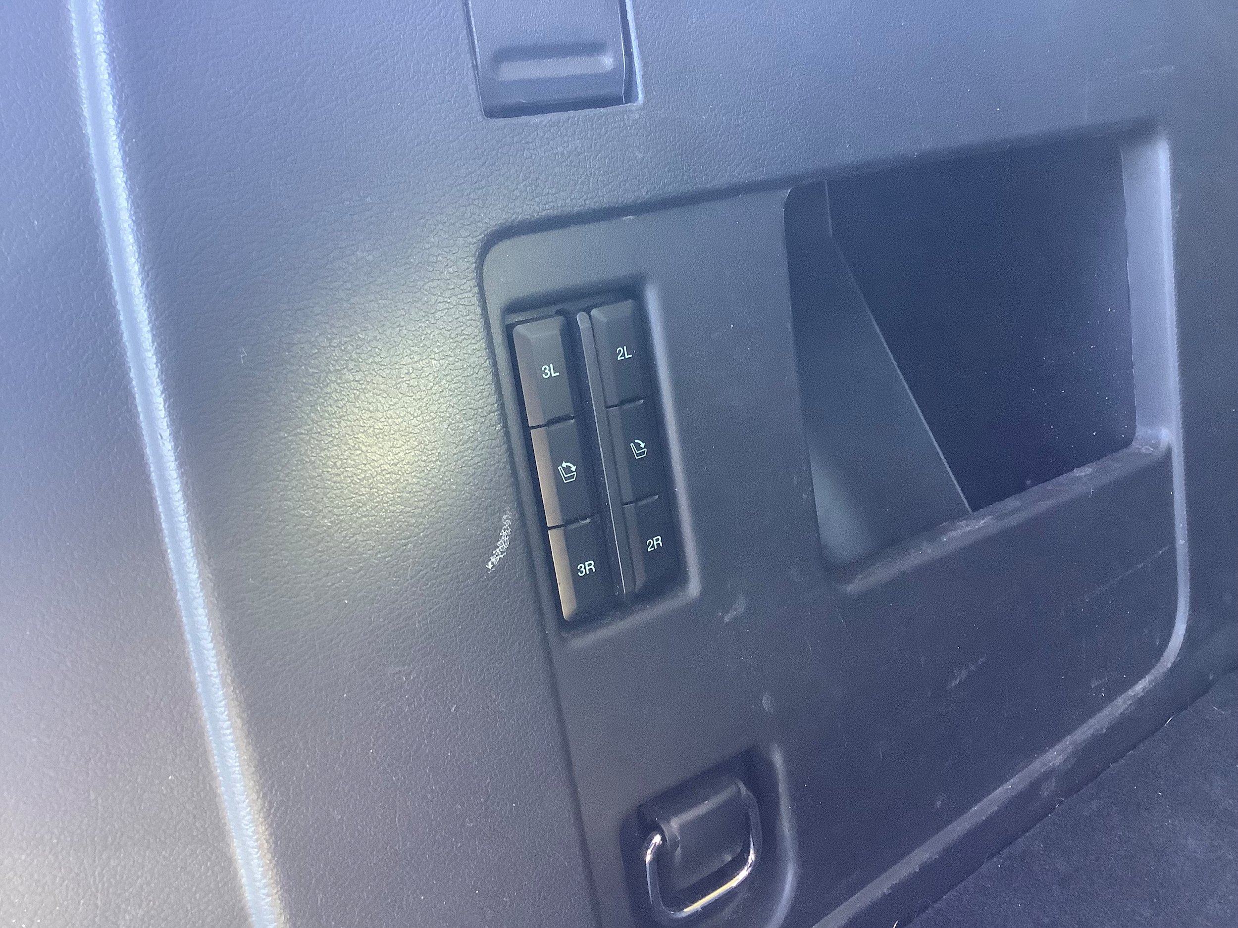 Used 2024 Ford Expedition Max XLT AWD/4WD image 7
