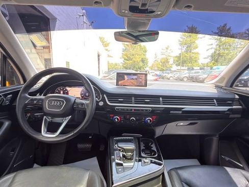 Used 2019 Audi Q7 3.0T Premium Plus AWD/4WD image 3