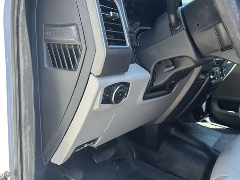 Used 2017 Ford F350 XL w/ Power Equipment Group AWD/4WD image 21