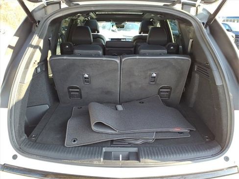 Used 2023 Acura MDX A-Spec image 11