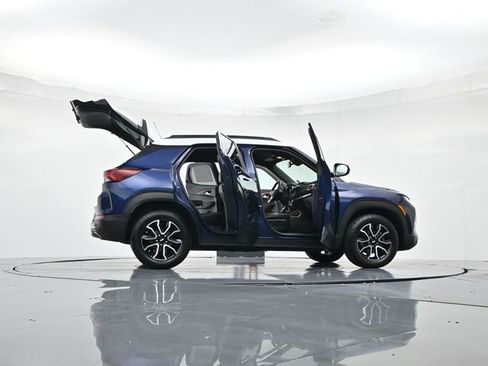 Used 2023 Chevrolet TrailBlazer ACTIV w/ Convenience Package image 48