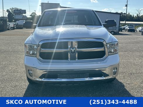 Used 2016 RAM 1500 Classic SLT image 29