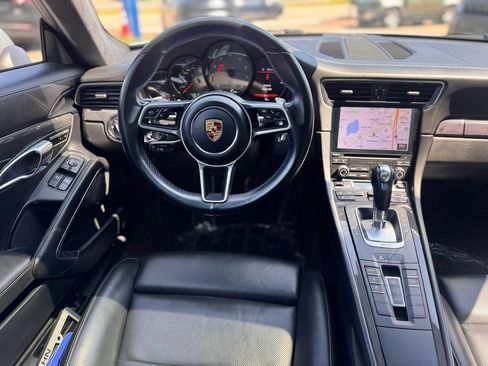 Used 2019 Porsche 911 Carrera 4S AWD/4WD image 23