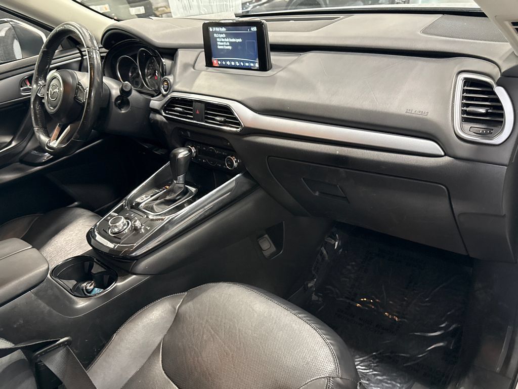 Used 2016 MAZDA CX-9 Touring AWD/4WD image 19