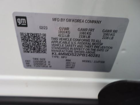 Used 2023 Buick Encore GX Select w/ Safety Package II image 36