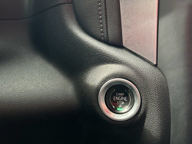 Used 2021 GMC Sierra 1500 SLT AWD/4WD image 47