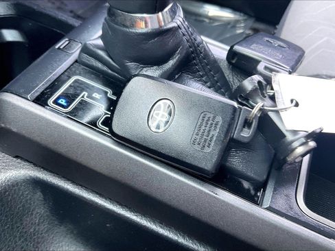Used 2021 Toyota Tacoma TRD Off-Road AWD/4WD image 14