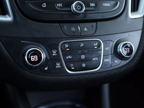 Used 2024 Chevrolet Malibu LT FWD image 15