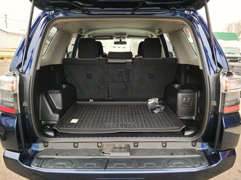 Used 2018 Toyota 4Runner SR5 image 19