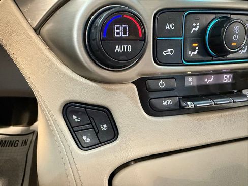 Used 2019 GMC Yukon Denali w/ Denali Ultimate Package image 17